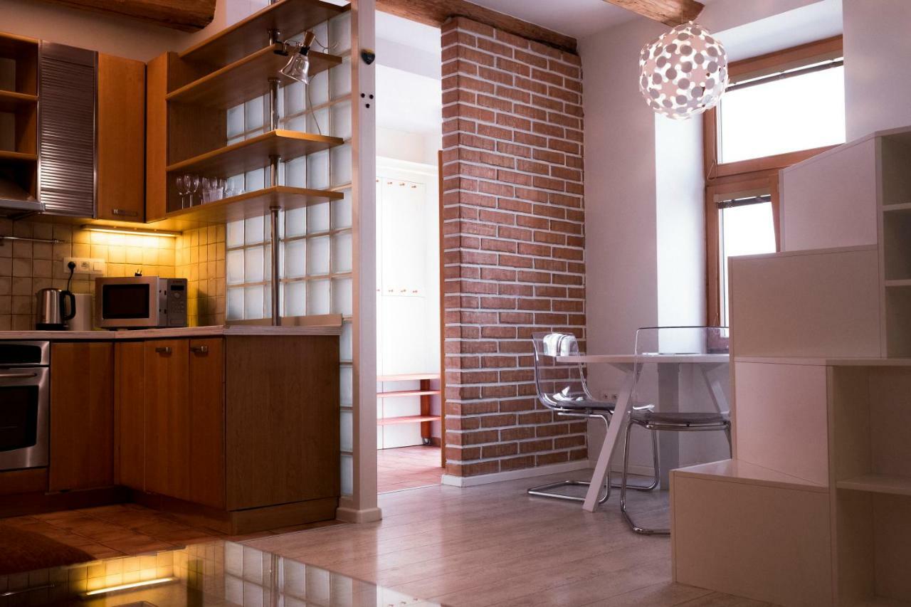 Columbo Apartment บราติสลาวา ภายนอก รูปภาพ